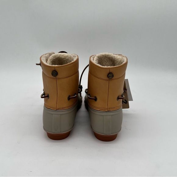 New in box! SEVEN7 Women’s Speyside Duck Boot Taupe (various sizes) - Picture 7 of 12